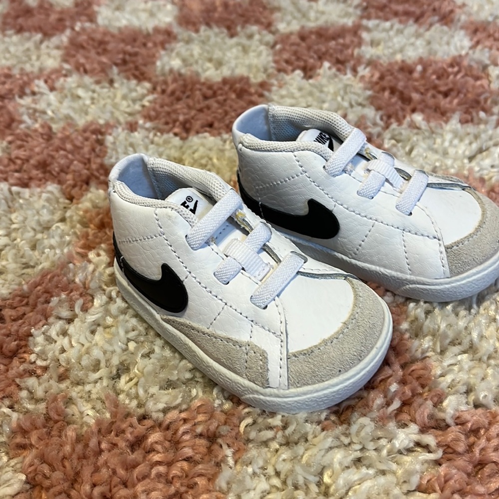 Infant Nike Blazer